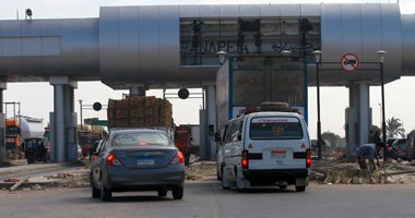 المرور: فتح طريقى إسكندرية الصحراوى وروض الفرج بعد انقشاع الشبورة