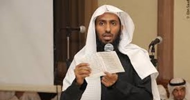 "اليوم السابع" ينشر أول صور لمؤلف صليل الصوارم .. يطلق على نفسه "الشاعر الإسلامى" ويصف الشيعة بالروافض.. والمصريون يردون على الأنشودة: "هندّى الإرهابيين على دماغهم بالصوارم"