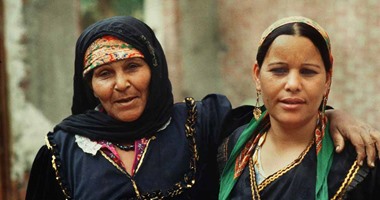 "الست المصرية بـ100 راجل".. وزيرة مالية المنزل وأم الأولاد تنتصر على الأجنبيات