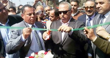 محافظ الشرقية يفتتح "كوبريين" للمشاة بمدينة فاقوس بتكلفة 4 ملايين