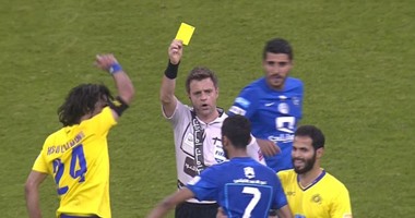 الهلال يزيد أوجاع النصر ويعود لصدارة الدورى السعودى مؤقتاً
