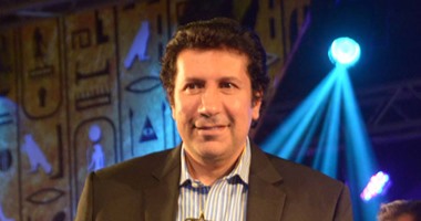 هانى رمزى محصل كمبيالات فى معرض حسن حسنى بـ"قسطى بيوجعنى"