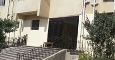 أهالى قرية العزب المصرى بقنا يطالبون بتوفير أطباء بالوحدة الصحية