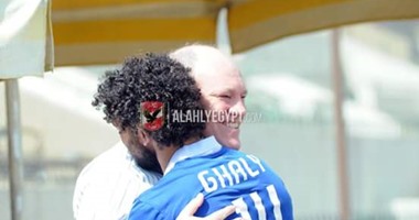 حسام غالى يستعيد ذكريات توتنهام مع مارتن يول بمران الأهلى