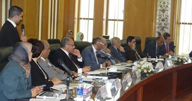 بدء الاجتماع التنفيذى لمديرى المطارات الإقليمية لمناقشة سير العمل