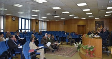 محافظ المنيا: سحب الأراضى من المستثمرين غير الجادين للحفاظ على حقوق الدولة