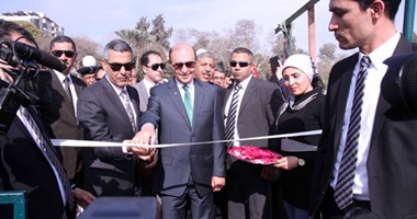 وزير النقل يدشن تشغيل مشروع التاكسى النهرى لأول مرة من المعادى للتحرير