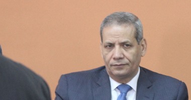 هل أخطأت التعليم فى حذف اسم "البرادعى" من المناهج؟.. رئيس اتحاد المعلمين: تزوير للتاريخ وخروج عن الأهداف.. أستاذ تربية: معلومة تاريخية يجب أن يتعلمها الطالب.. محب الرافعى: لست مسئولا