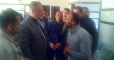 بالصور.. مدير التأمين الصحى بالشرقية يتفقد عيادة كفر صقر تمهيدا لافتتاحها