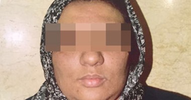 زوج المتهمة بـ"قتل رضيعها" فى الأميرية:عدت للمنزل مبكرا فوجدتها  بقميص النوم مع عشيقها..رفضت قتلها خشية الفضحية فطلقتها..قتلت الطفل لخوفها من تحليل  الـ"dna"..والمتهمة تعترف:"أيوه جوزى ضبطنى مع عشيقى"