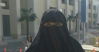 قارئة توجه رسالة حب لوالدتها قبل عيد الأم: نفسى أعملها أى حاجة