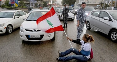 لبنانيون يتظاهرون للمطالبة بمغادرة اللاجئين السوريين