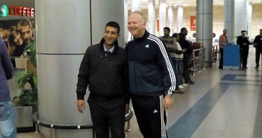 بالصور.. بعثة الزمالك تعود للقاهرة بعد الفوز على دوالا الكاميرونى