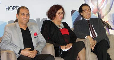 فاروق حسنى: مهرجان كرفان يعطى رسالة سلام مصرية إلى العالم