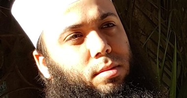 نجل الحوينى يفتى: لا يجوز الاحتفال بعيد الأم شرعا