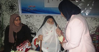 المجلس القومى للمرأة يكرم أكبر مجاهدة سيناوية فى يوم المرأة المصرية