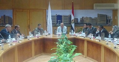 رئيس جامعة كفر الشيخ يستقبل مدير مركز بحوث السرطان بجامعة الإسكندرية