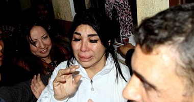 وصول غادة إبراهيم محكمة جنوب القاهرة لحضور الاستئناف على حبسها 3 سنوات