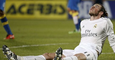 بالفيديو.. الحكم يلغى هدف جاريث بيل فى الدقيقة 80 من مباراة ريال مدريد وبرشلونة