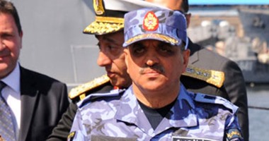 السيسى يصدق على ترقية قائد القوات البحرية إلى رتبة الفريق