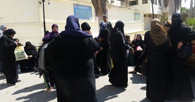 بالصور.. وقفة احتجاجية لـ"متضررى زرزارة" ببورسعيد