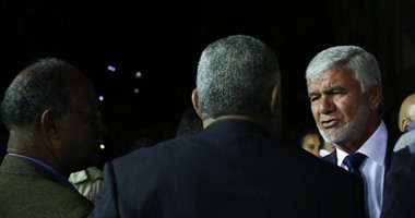 انتهاء ازمة "غريب - إكرامى" فى عزاء نجل عمر