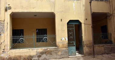 أسرة العقاد: رفضنا عرضا قطريا لتحويل منزل الأديب لمتحف..و"الثفاقة" تتجاهلنا