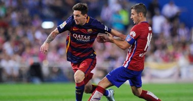 برشلونة يبدأ رحلة البحث عن الألقاب أمام أشبيلية