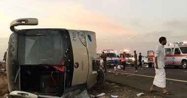 مصرع سائق وإصابة 9 عمال فى انقلاب أتوبيس ببرج العرب غرب الإسكندرية