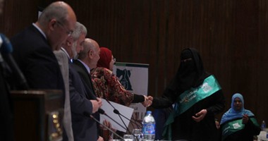 والدة شهيد:" ابنى قالى ساعتين يا أمى وراجعلك .. ولحد دلوقتى مارجعش"