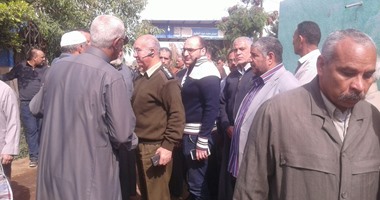 بالصور.. تشييع جنازة الشهيد إسلام غازى بمسقط رأسه فى الدقهلية