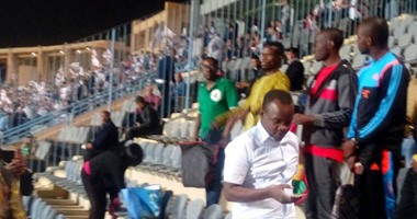بالصور.. 50 كاميرونى يؤازرون يونيون دوالا أمام الزمالك