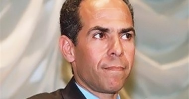 أحمد السيد النجار يرد على الزميل محمد السيد:من يقود الأهرام خبير اقتصادى درجة أولى يعمل جاهداً علي رفع المؤسسة اقتصاديا واستغلال أصول المؤسسة في الإطار السليم وبالطرق القانونية