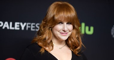 بالصور.. جوليا كلوزنر تتألق فى عرض مسلسل "Difficult People" بلوس أنجلوس
