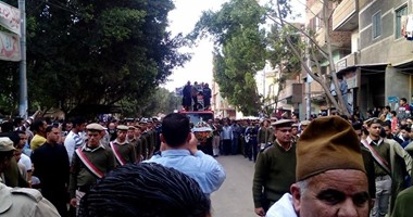 تشييع جثمان شهيد الواجب فى القليوبية بحضور المحافظ ومدير الأمن