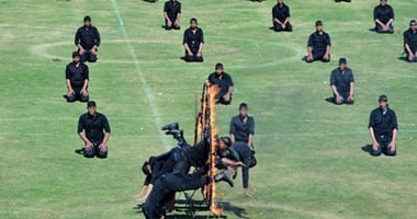 بالصور.. محافظة جنوب سيناء يصرف مكافأة للمشاركين فى عروض احتفلات طابا