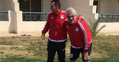 المنتخب يذبح "عجل" فى المعسكر استعداداً لنيجيريا