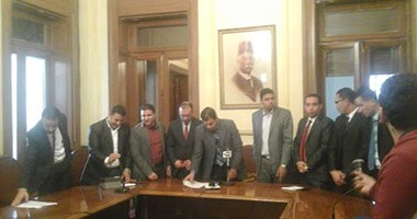 شباب حزب الوفد: لقاؤنا مع وزير الشباب تناول الحديث عن البطالة والفقراء