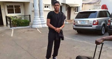 نقل مهاجم منتخب نيجيريا إلى المستشفى قبل مواجهة مصر