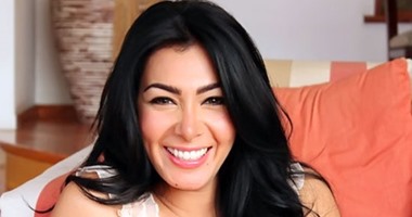 ميريهان حسين وضابطا الهرم يطعنان على حكم حبسهم أسبوعين
