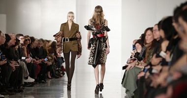 ودعى الشتا بشياكة ..مجموعة "Maison Margiela's " فى عرضها الأخير بباريس