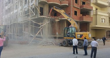 محافظة القاهرة تنفذ قرارات إزالة للعقارات المخالفة