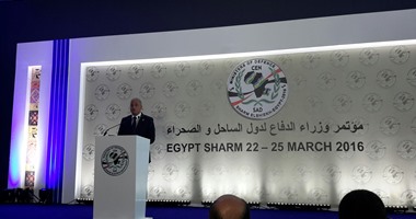 محافظ جنوب سيناء فى مؤتمر "وزراء دفاع الساحل والصحراء": إنشاء جامعة عملاقة تحمل اسم "الملك سلمان" بمدينة الطور قريبا.. ورفع كفاءة 3 مستشفيات.. وقوافل طبية للمناطق النائية والجبلية
