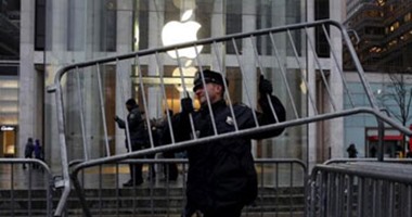 مفاجأة.. شركة إسرائيلية تساعد FBI فى فك تشفير هاتف الإرهابى "سيد فاروق"