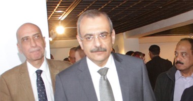 رئيس جامعة حلوان يستقبل سفير البوسنة لبحث التعاون بين الجانبين
