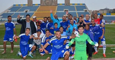 مفاجآت الكأس تطيح بالمقاولون والمقاصة.. المريخ البورسعيدى يهزم ذئاب الجبل..والحصان الأسود للدورى يسقط أمام فريق مغمور ..مخاوف زملكاوية من ذكريات بنى عبيد أمام الضبعة ..والأهلى قلقان من "ديروط " المجهو