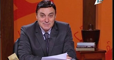 أحمد مختار: أقدم "ساعة مسرح" و"بالقلم" على القناة الأولى