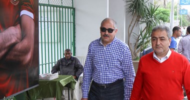 نائب رئيس الأهلى يزور لاعبى الأهلى المصابين بالصليبى