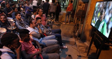فرحة على مقاهى القاهرة بعد تعادل الفراعنة مع نيجيريا فى "كادونا"