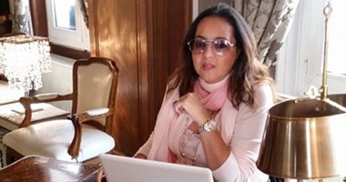 "القلب حرا" ديوان جديد للمغربية "وداد بن موسى" عن دار مرسم